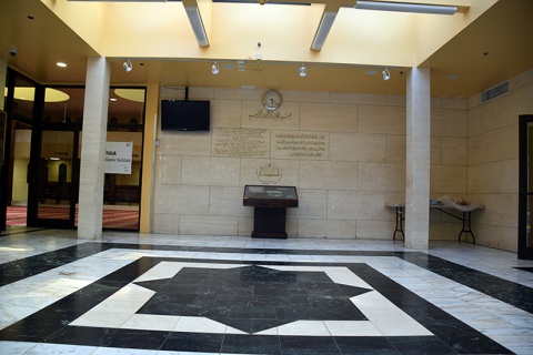 Dar Al Hijrah Islamic Center (DAIC), Falls Church, VA, United States, 2015-10-13, 