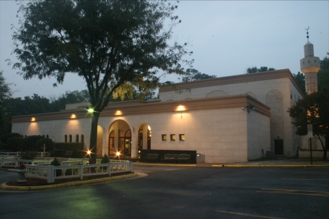Dar Al Hijrah Islamic Center (DAIC), Falls Church, VA, United States, 2009-6-25, 