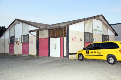 Abu-Bakr Mosque, Seattle, WA, United States, 2016-8-14, 