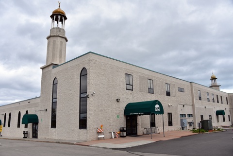 Salam School, Milwaukee, WI, United States, 2019-10-13, 