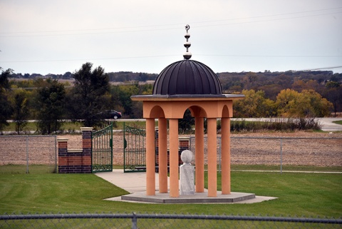 Es-Selam Mosque Cemetery, Granger, IA, United States, 2019-10-20, 