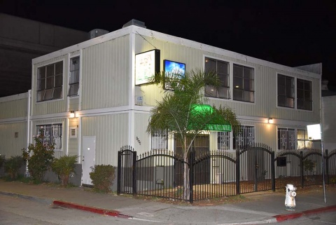 As-Salaam Mosque, Oakland, CA, United States, 2016-8-29, 