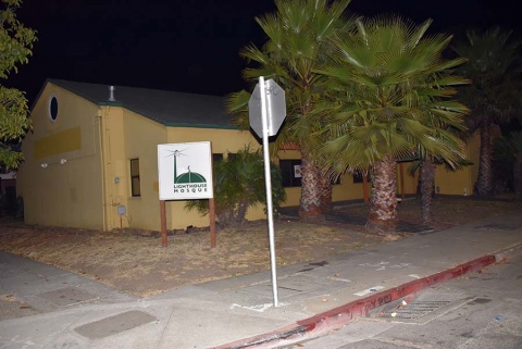 Lighthouse Mosque, Oakland, CA, United States, 2016-8-29, 