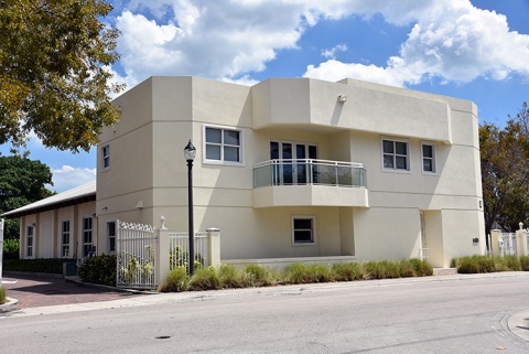 Ershad Center, South Miami, FL, United States, 2015-11-19, 