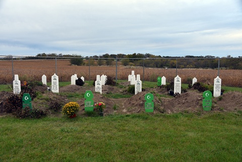 Ezan Cemetery, Prole, IA, United States, 2019-10-20, 